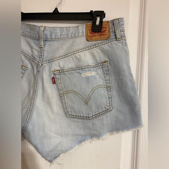 Levi’s Authorized Vintage 501 Distressed Ripped High Waist Jean Shorts Size 32 - Picture 12 of 15